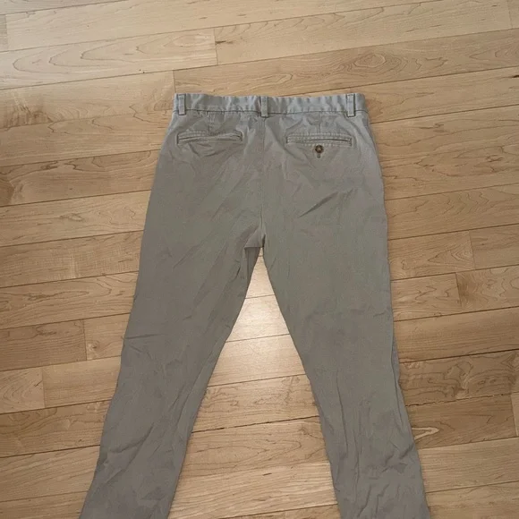 Vineyard Vines Breaker Pant – Khaki Stretch Chino (Size 32x30) - Picture 2 of 4